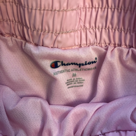 Champion pink shorts - Picture 3 of 4